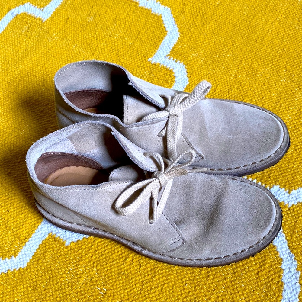 Jcrew crewcuts kids sz 1 tan suede shoes